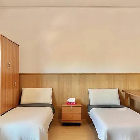 Moon Con Bagno Condiviso Mestre